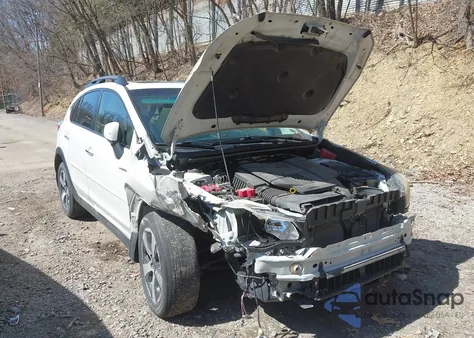 2014 Subaru Xv Crosstrek Hybrid 2.0I Touring from USA, damaged, VIN JF2GPBKC9EH261618